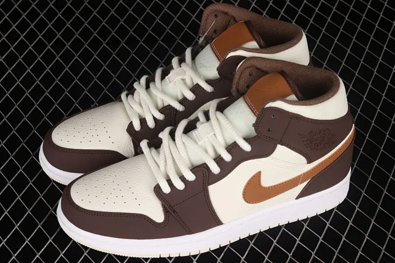 All categories Air Jordan Jordan series basketball shoes Air Jordan 1 Mid Air Jordan 1 Mid AJ1 Joe 1 meter brown mid-top retro basketball shoes DO6699-200